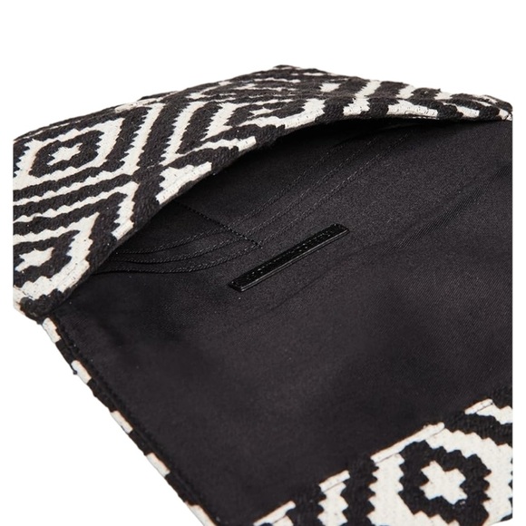 🔥REBECCA MINKOFF CLUTCH WITH LEATHER TASSEL AND HANDLE NWOT - Picture 3 of 8